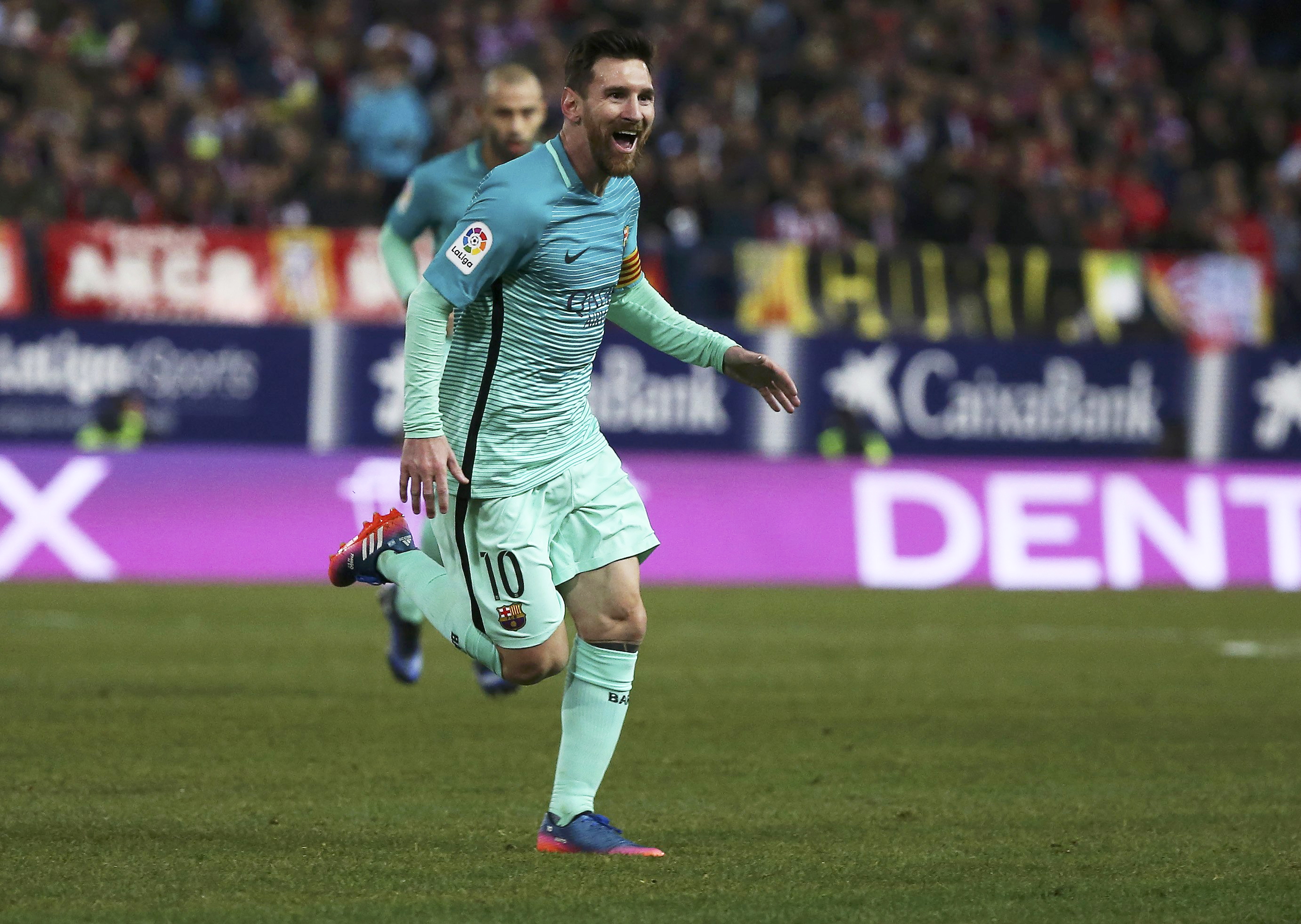 Football Soccer - Atletico Madrid v Barcelona - Spanish King's Cup Semi-final first leg - Football Soccer - Atletico Madrid v Barcelona - Spanish King's Cup Semi-final first leg - Vicente Calderon Stadium, Madrid, Spain - 01/02/17 Barcelona's Lionel Messi celebrates after scoring their second goal.      REUTERS/Sergio Perez