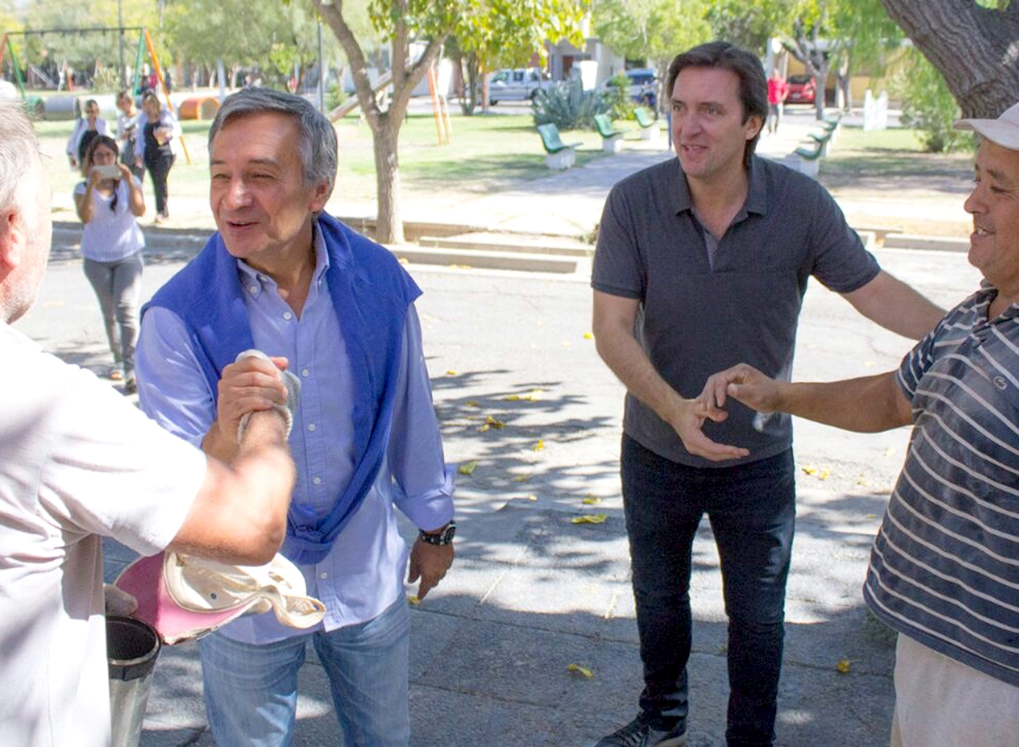 Juntos. Basualdo y Cáceres encabezaron, junto a dirigentes de sus respectivos espacios, el primer timbreo del año. Fue una muestra de la aceitada relación que mantienen.