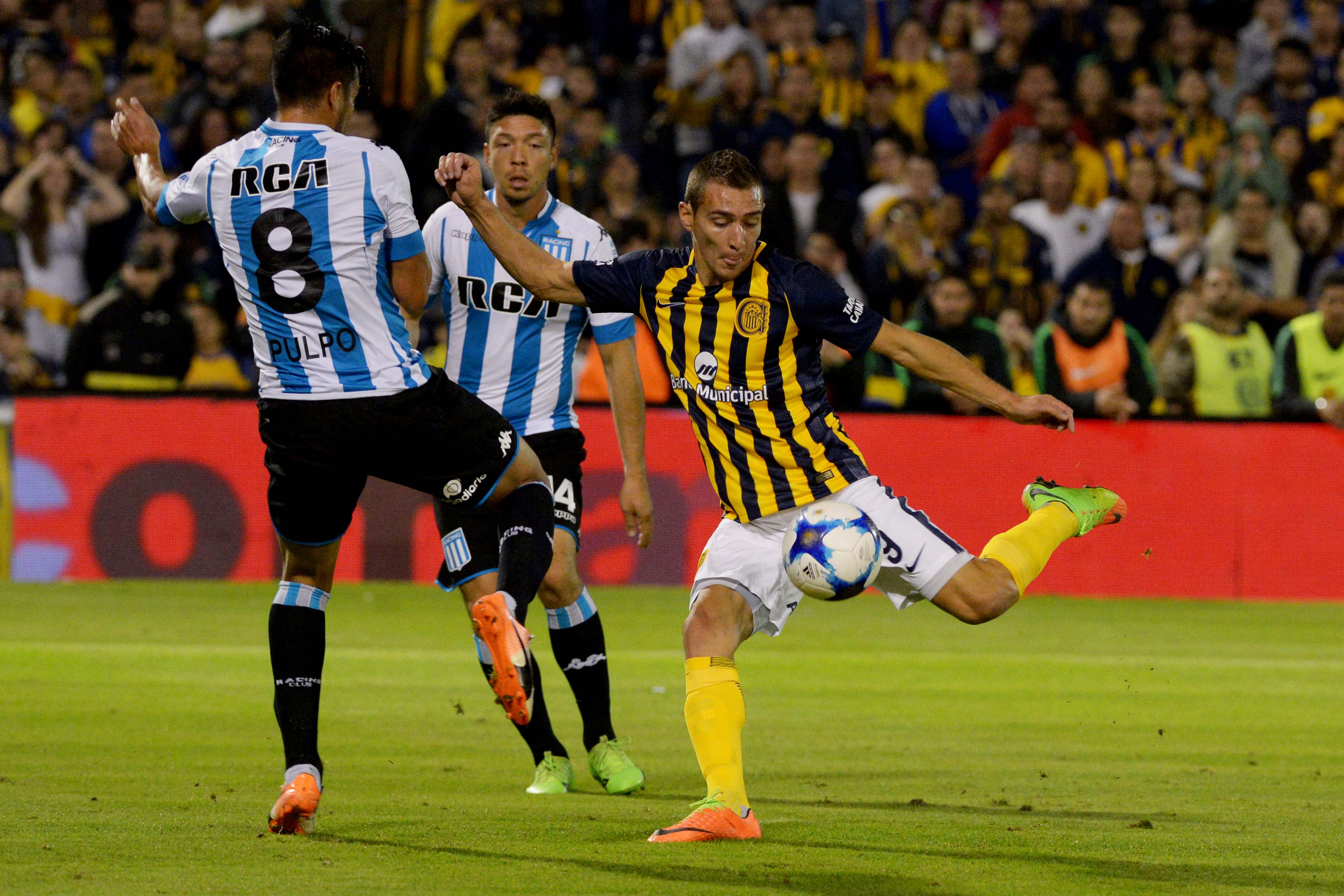 Rosario: Rosario Central supera por 2 a 1 a Racing, en un partido válido por la 25ta fecha del torneo de Primera División.Foto: Sebastián Granata/Télam/CF21/05/2017
