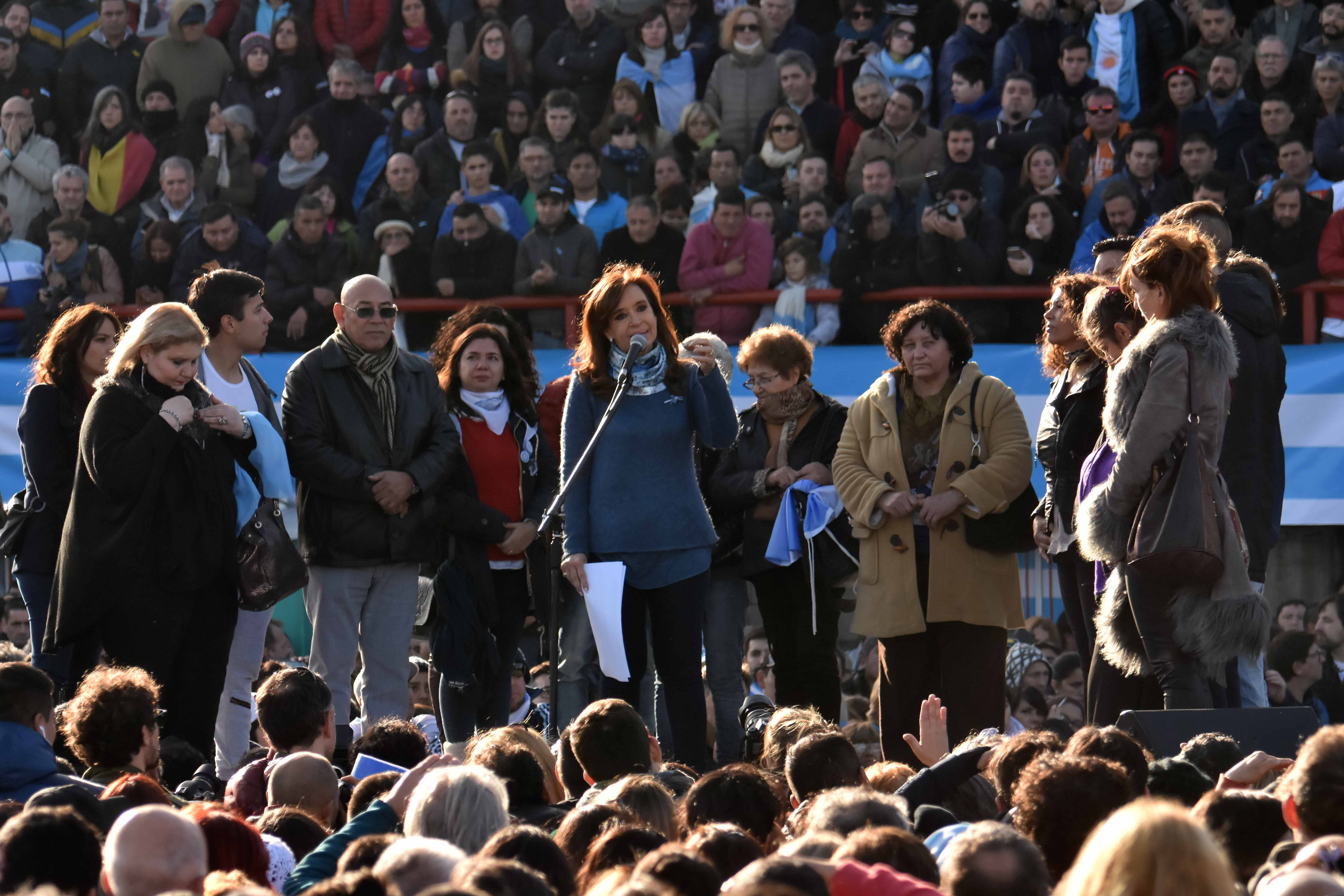 DYN36, BUENOS AIRES 20/06/17,  CRISTINA FERNANDEZ DURANTE EL LANZAMIENTO DE UNIDAD CIUDADANA ESTA TARDE EN ELESTADIO DE ARSENAL.FOTO.DYN/EZEQUIEL PONTORIERO