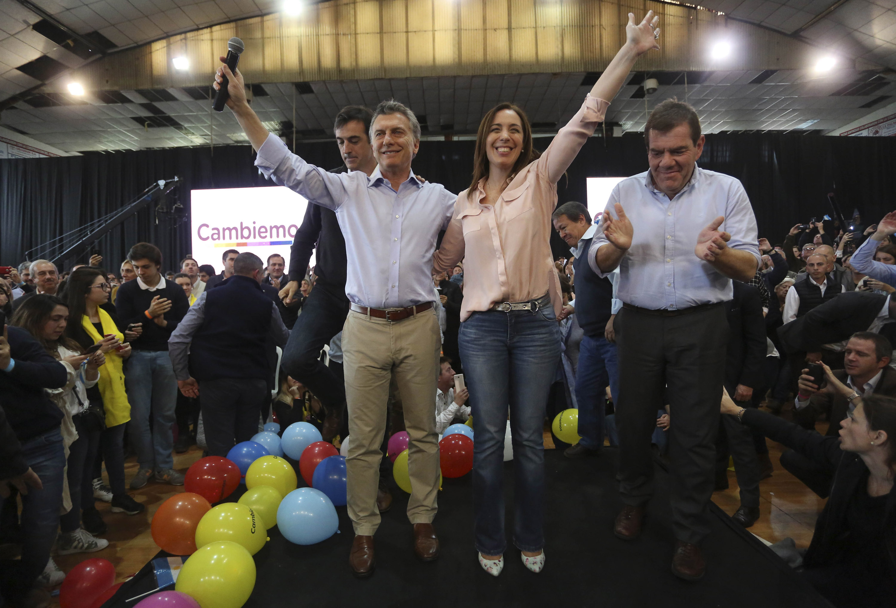 DYN35, BUENOS AIRES 28/07/2017, EL PRESIDENTE MAURICIO MACRI Y LA GOBERNADORA DE LA PROVINCIA DE BUENOS AIRES, MAR�A EUGENIA VIDAL, PRESENTARON ESTE MEDIOD�A A LOS PRECANDIDATOS LEGISLATIVOS DE CAMBIEMOS EN LA CIUDAD BONAERENSE DE TANDIL.FOTO:DYN/PRESIDENCIA.