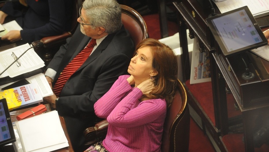 30/5/2018. Política. sesión por tarifas en la cámara de senadores. (Foto Lucía Merle) 30/5/2018. Política. sesión por tarifas en la cámara de senadores. (Foto Lucía Merle)