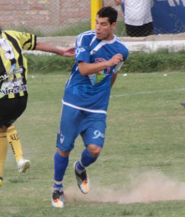 PRESENCIA. Wilson Ruarte es elemental en el esquema de Sportivo 9 de Julio.